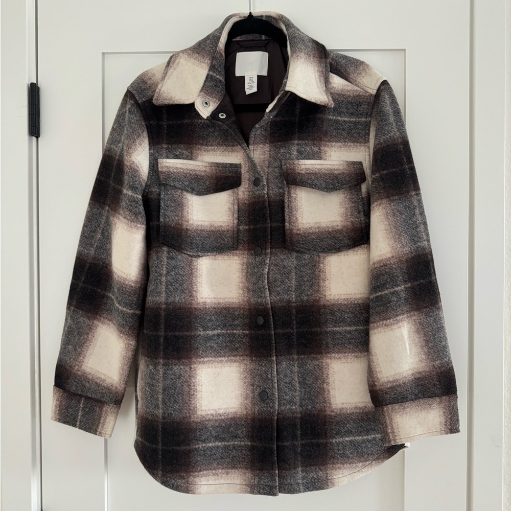 H&M Black and Cream Plaid Shacket